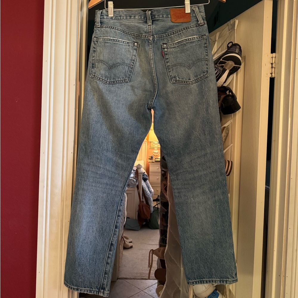 Levi’s Ripped Jeans - Picture 3 of 5